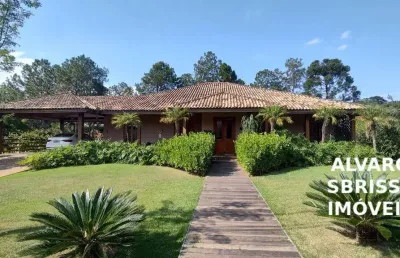 Casa com 4 dormitórios sendo 3 suítes, com piscina, no condomínio chácaras flora  itu sp - único dono.