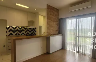 Apartamento com 2 dormitórios 1 suíte repleto de armários planejados nos dormitórios e cozinha ar cond 65 m2 condomínio plaza itu com vista da serra