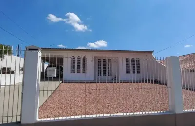 Casa para venda em curitiba, orleans, 3 dormitórios, 1 suíte, 2 banheiros, 4 vagas