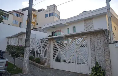 Casa com 4 quartos para alugar na R. Theofilo Julio Bicudo, 178, City América, São Paulo