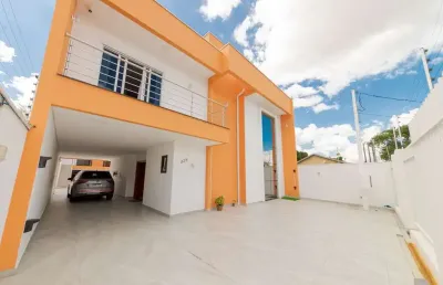 Casa com 3 quartos à venda na Rua Santa Mônica, 239, Capão Raso, Curitiba