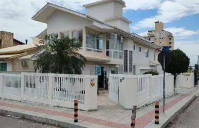Casa com 4 dormitórios à venda, 248 m² por r$ 2.100.000,00 - pagani - palhoça/sc