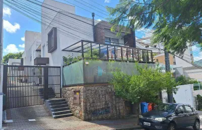 Casa à venda com 3 suítes em loteamento no bairro córrego grande, florianópolis !!
