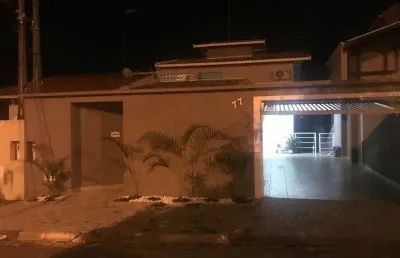 Casa para venda possui 214 metros quadrados com 3 quartos em jardim ypê - paulínia - sp