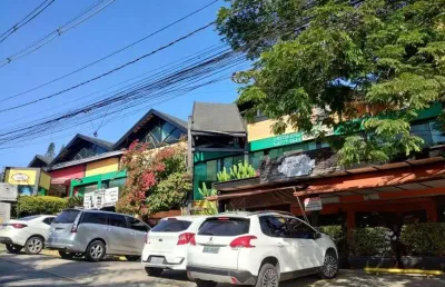 Centro comercial à venda com 16 lojas 100% locadas, granja viana, cotia - sp