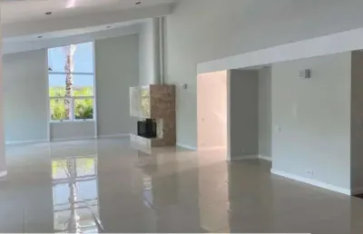 Casa térrea alto padrão à venda no condomínio lago azul em araçoiaba da serra - sp.