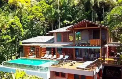 Casa em condomínio fechado com 6 quartos à venda na Estrada Bertioga, 500, Balneario Praia do Perequê, Guarujá