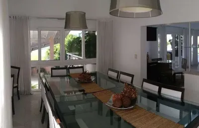 Casa à venda no condomínio terras de santa teresa em itupeva - sp.