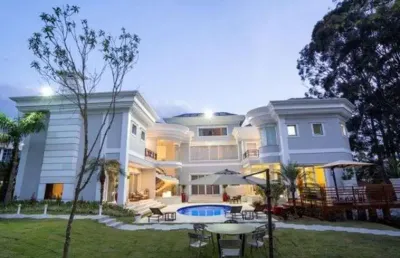 Casa de condomínio para venda possui 1200 metros quadrados com 6 quartos em alphaville - sp.