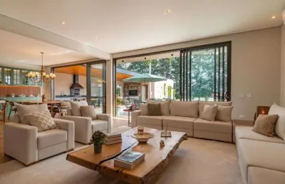 Casa sobrado de alto padrão à venda no condomínio portal do japy golf em jacaré em cabreúva - sp