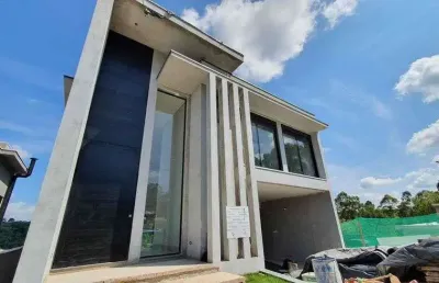 Casa à venda no condomínio itahyê em santana de parnaíba - sp.