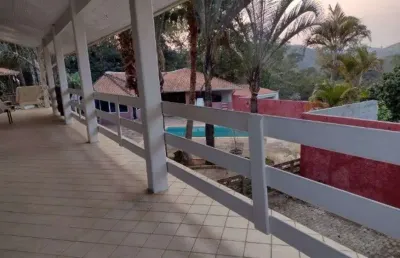 Casa à venda no condomínio portal das acácias em santana de parnaíba - sp.