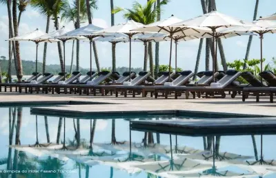 Lote à venda no condomínio estâncias fasano, praia de itapororoca, porto seguro - ba