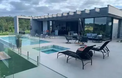 Casa sobrado alto padrão à venda no condomínio terras de são josé ii em itu - sp
