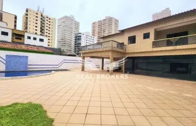 Terreno à venda na Avenida Presidente Kennedy, 195, Guilhermina, Praia Grande