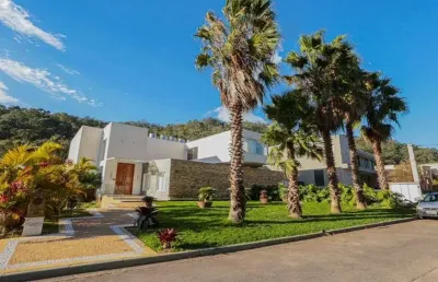 Casa sobrado de altíssimo padrão no condomínio residencial tamboré em barueri - sp