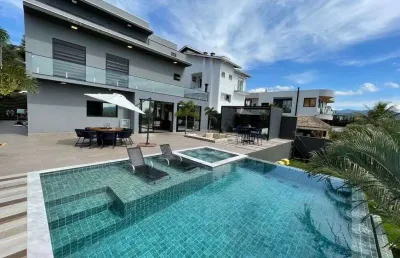 Casa alto de padrão à venda no condominio porto atibaia em atibaia - sp.