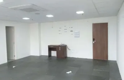Sala comercial à venda no edifício montreal plaza no alphaville em barueri - sp