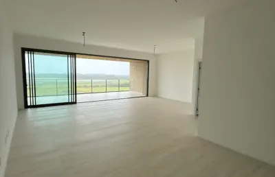Apartamento alto padrão à venda no condomínio oceana golf na barra da tijuca no rio de janeiro - rj