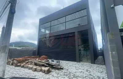 Excelente galpão para locação definitiva em caraguatatuba!