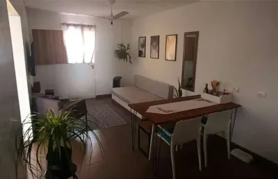 Oportunidade única: casa térrea em condomínio na martim de sá | aceita permuta!