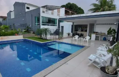 Linda casa para morar com sistema solar em sao cristóvão