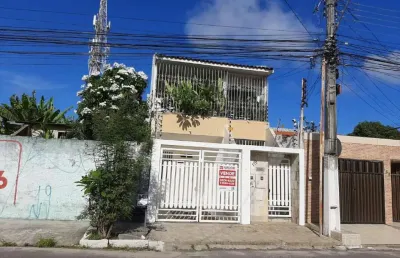Casa com 4 quartos à venda na Rua Clara Almeida, Pereira Lobo, Aracaju