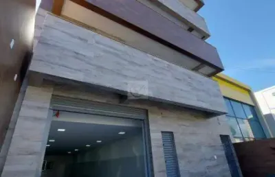Prédio comercial na avenida hermes fontes com 27 salas