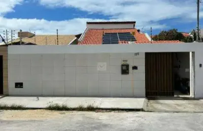 Excelente casa dúplex na atalaia, com uma ótima oportunidade de morar duas quadras da orla de aracaju.