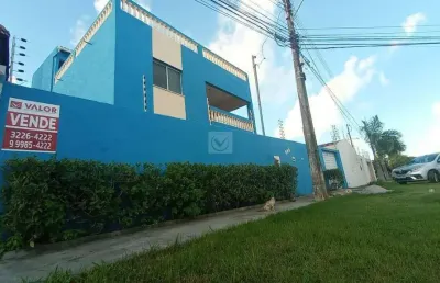 Oportunidade única: casa triplex na zona de expansão