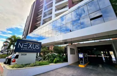 Sala comercial para alugar na Avenida Mario Jorge Menezes Vieira, Coroa do Meio, Aracaju