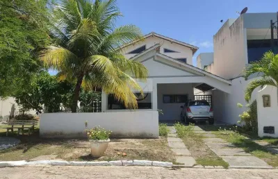Casa duplex com 4/4, sendo 3 suítes no cond. rota do sol - bairro aruana