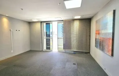 Sala comercial para alugar na Avenida Doutor José Machado de Souza, Jardins, Aracaju