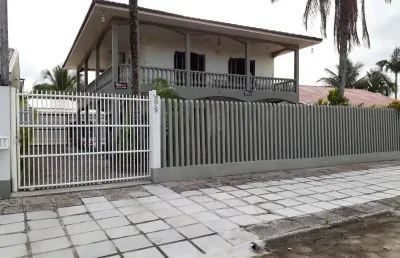 Casa com 4 quartos à venda na Rua Noruega, Praia de Leste, Pontal do Paraná