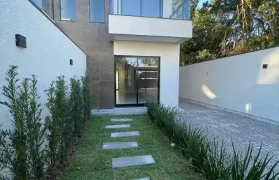 Casa com 2 quartos à venda na Rua Vereador Manoel José dos Santos, Morrinhos, Bombinhas