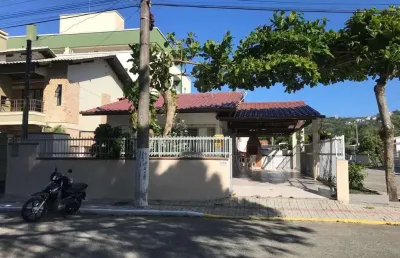 Casa com 3 quartos à venda na Rua Vereador Manoel José dos Santos, Bombas, Bombinhas