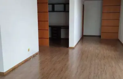 Apartamento para aluguel possui 140 metros quadrados com 4 quartos