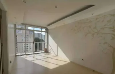 Apartamento para venda possui 56 metros quadrados com 2 quartos
