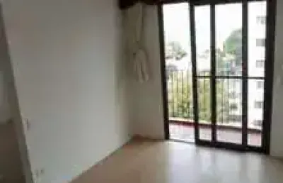 Apartamento para venda possui 50 metros quadrados com 2 quartos