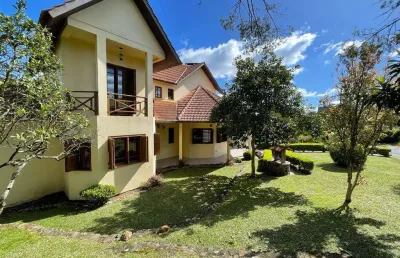 Casa 05 dorm. à venda no bairro quinta da serra com 480 m² de área privativa - 3 vagas de garagem