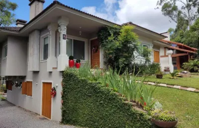 Casa 07 dorm. à venda no bairro planalto com 320 m² de área privativa - 5 vagas de garagem