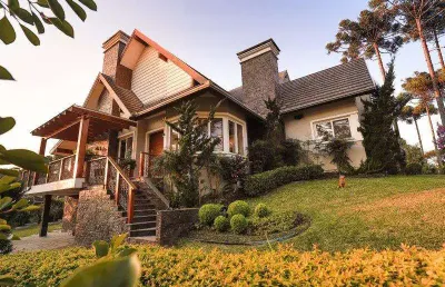 Casa 05 dorm. à venda no bairro aspen mountain com 400 m² de área privativa - 4 vagas de garagem