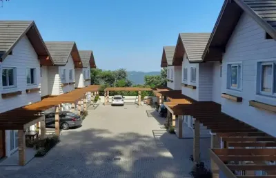 Casa 02 dorm. à venda no bairro várzea grande com 83 m² de área privativa - 1 vaga de garagem