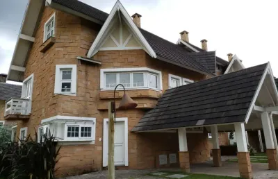 Casa 04 dorm. à venda no bairro planalto com 280 m² de área privativa - 4 vagas de garagem