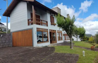Casa 05 dorm. à venda no bairro saint moritz com 259 m² de área privativa - 2 vagas de garagem