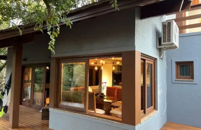 Casa 03 dorm. à venda no bairro vale das colinas com 350 m² de área privativa - 2 vagas de garagem