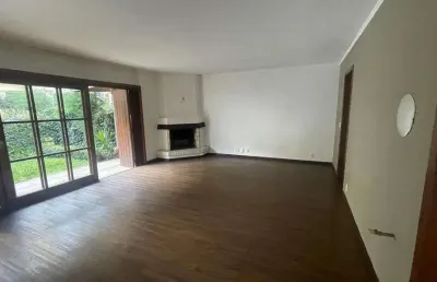 Casa 03 dorm. à venda no bairro bavária com 198 m² de área privativa