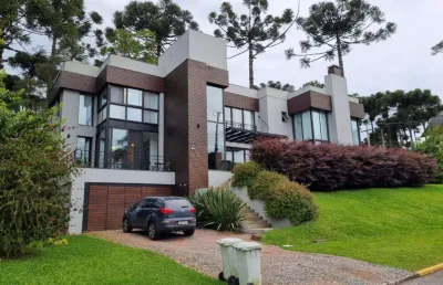 Casa 03 dorm. à venda no bairro aspen mountain com 464 m² de área privativa - 2 vagas de garagem