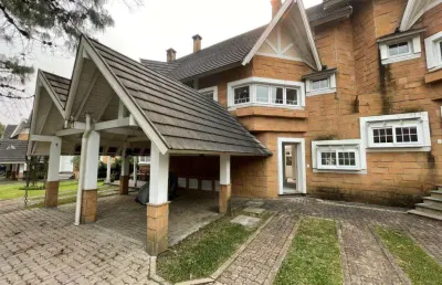 Casa 03 dorm. à venda no bairro planalto com 112 m² de área privativa - 2 vagas de garagem