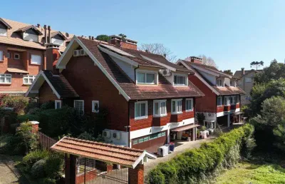 Casa 03 dorm. à venda no bairro vila suzana com 167 m² de área privativa - 2 vagas de garagem